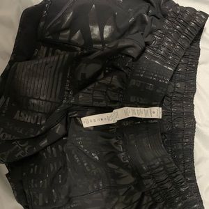 Lululemon hotty hot shorts